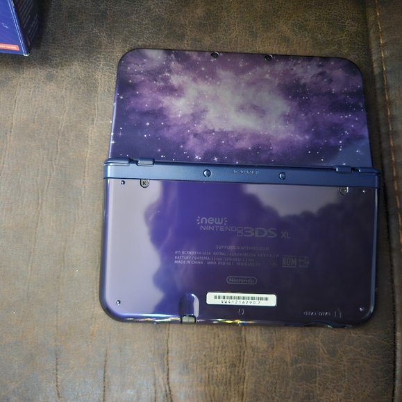 Galaxy Nintendo 3DS XL - Picture 6 of 10
